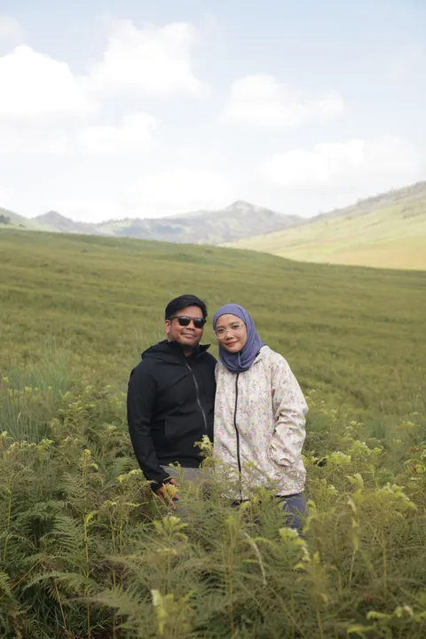 Foto sampul undangan Hazim & Farida