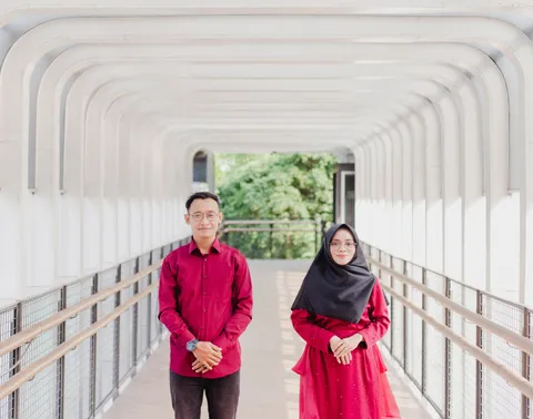 Foto sampul undangan Aruna & Riska