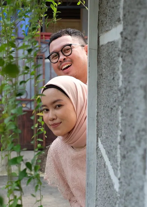 Foto sampul undangan Alba & Intan