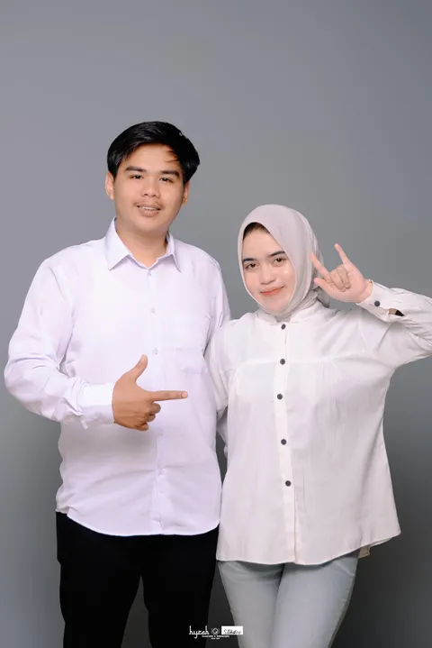 Foto sampul undangan Sanusi & Aira