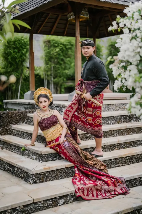 Foto sampul undangan Sara & Donny