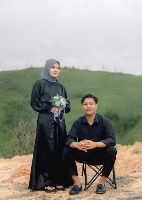 Foto sampul undangan Jumairi & Dina