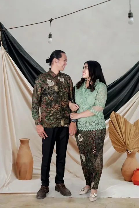 Foto sampul undangan Denti & Olan
