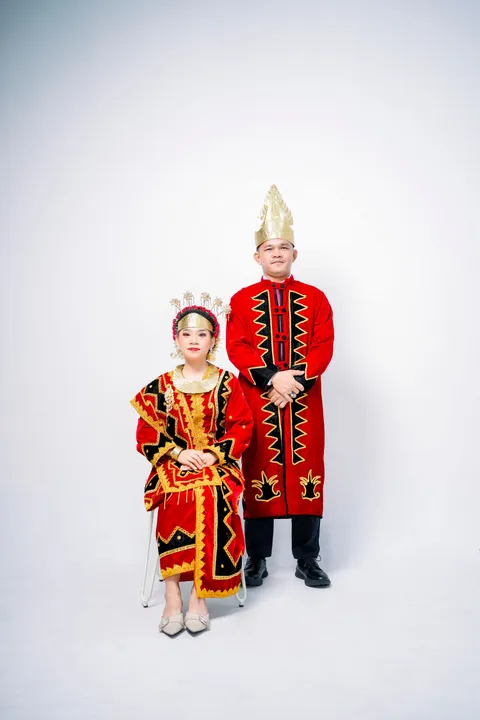 Foto sampul undangan Reni & Joly
