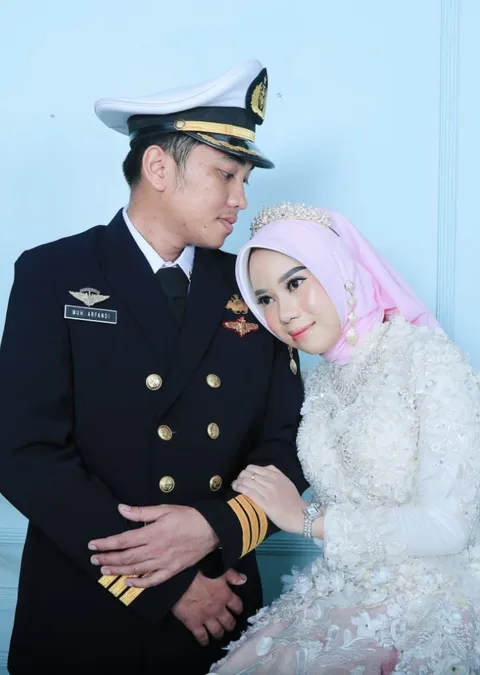 Foto sampul undangan Arfa & Vira