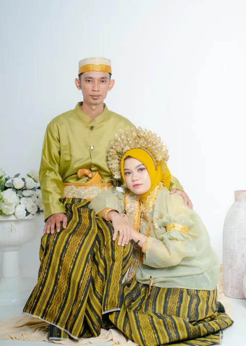 Foto sampul undangan Nasrah & Airil