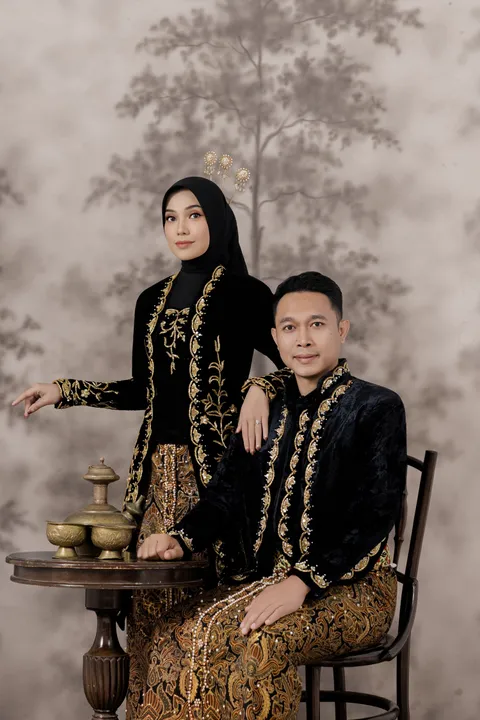 Foto sampul undangan Iir & Risma