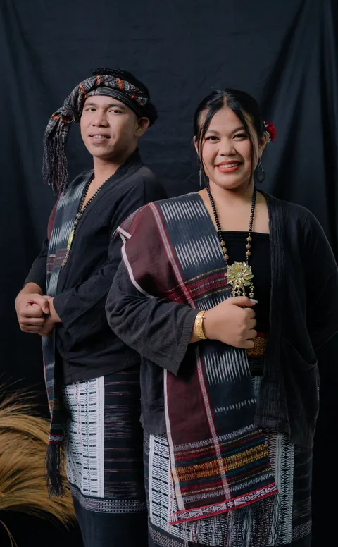 Foto sampul undangan Dhilpa Kristina Sitohang & Yunus Simanullang
