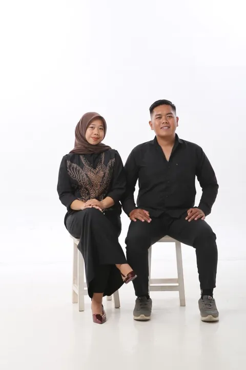 Foto sampul undangan Dwi & Ramdan
