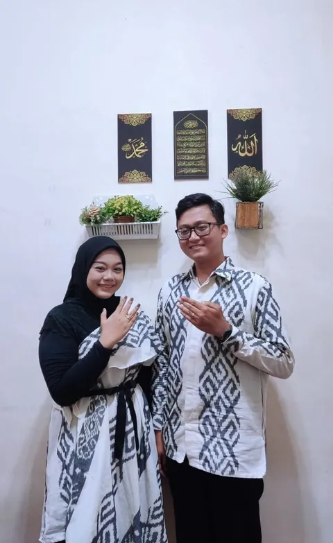 Foto sampul undangan Elanda & Adinal