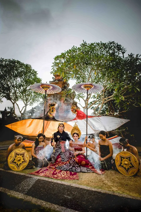Foto sampul undangan Sila & Widik