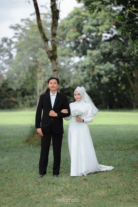 Foto sampul undangan Rn & Il