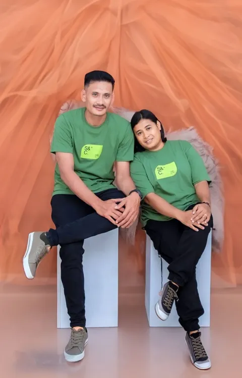 Foto sampul undangan Ul & Wati