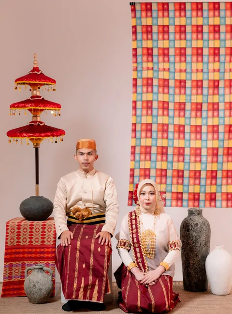 Foto sampul undangan Sriwana & Jefri Jumardi