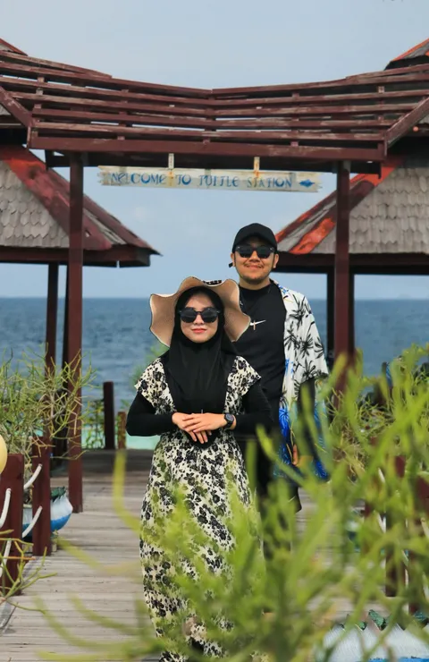 Foto sampul undangan Rahman & Dikha
