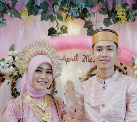 Foto sampul undangan Fikri & Nisa