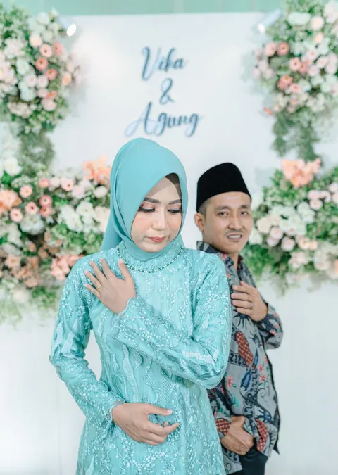 Foto sampul undangan Agung & Vika