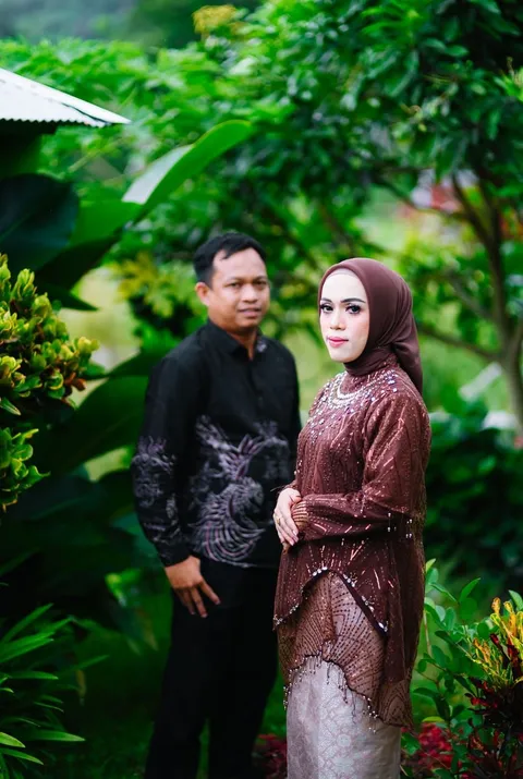 Foto sampul undangan Inra & Mail