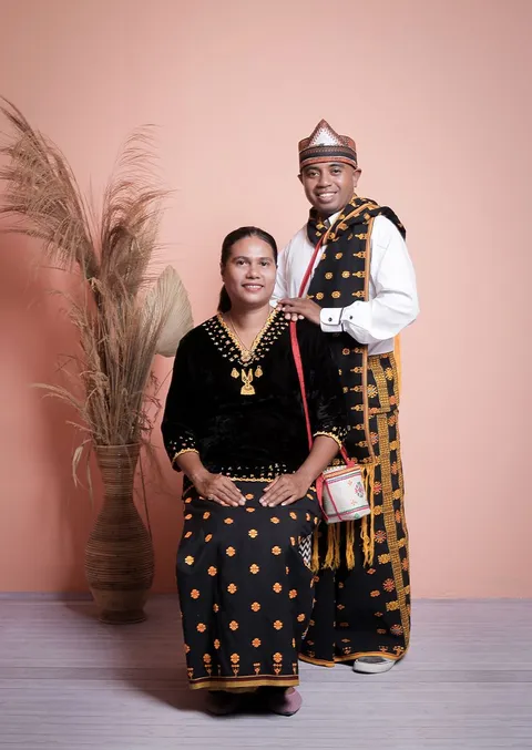 Foto sampul undangan Aty & Gusti