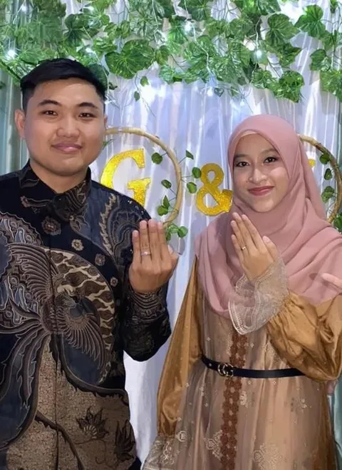 Foto sampul undangan Giffary & Zahra
