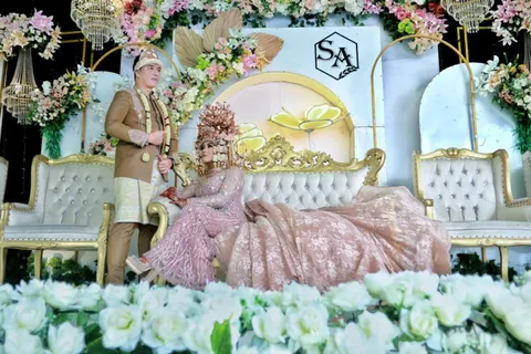 Foto sampul undangan Sucia & Aditia
