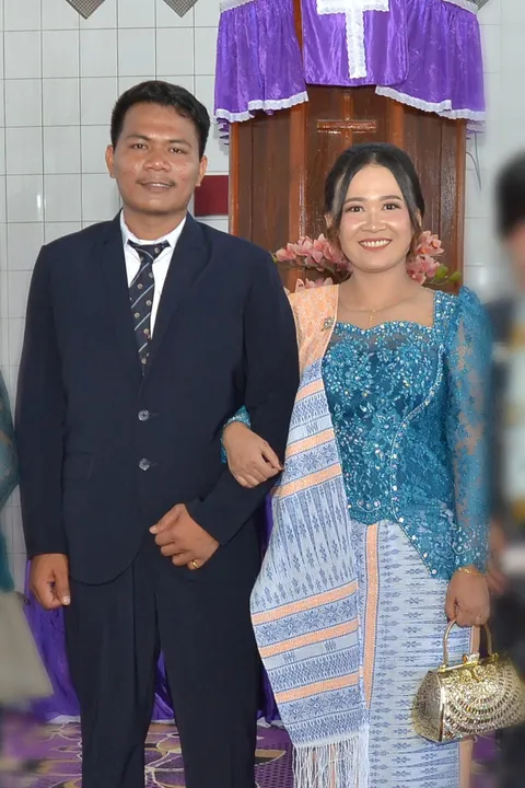 Foto sampul undangan Erika & Riski