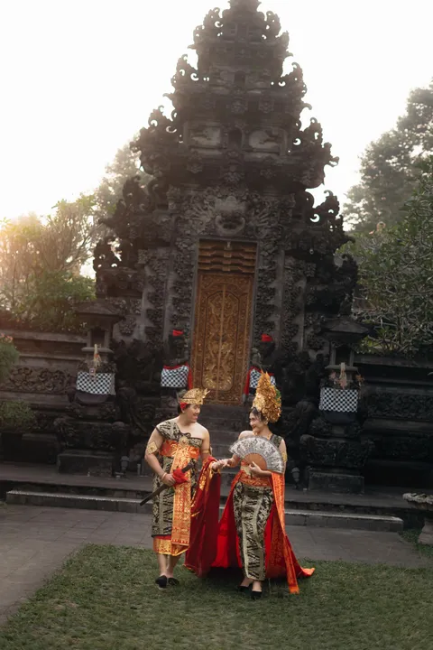 Foto sampul undangan Cilla & Parwa