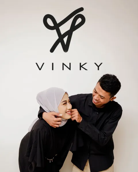 Foto sampul undangan Rizky & Vinka