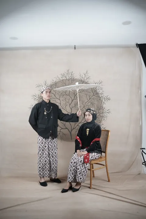 Foto sampul undangan Opah & Nana
